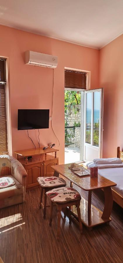 Matrona Guest House Balchik Esterno foto